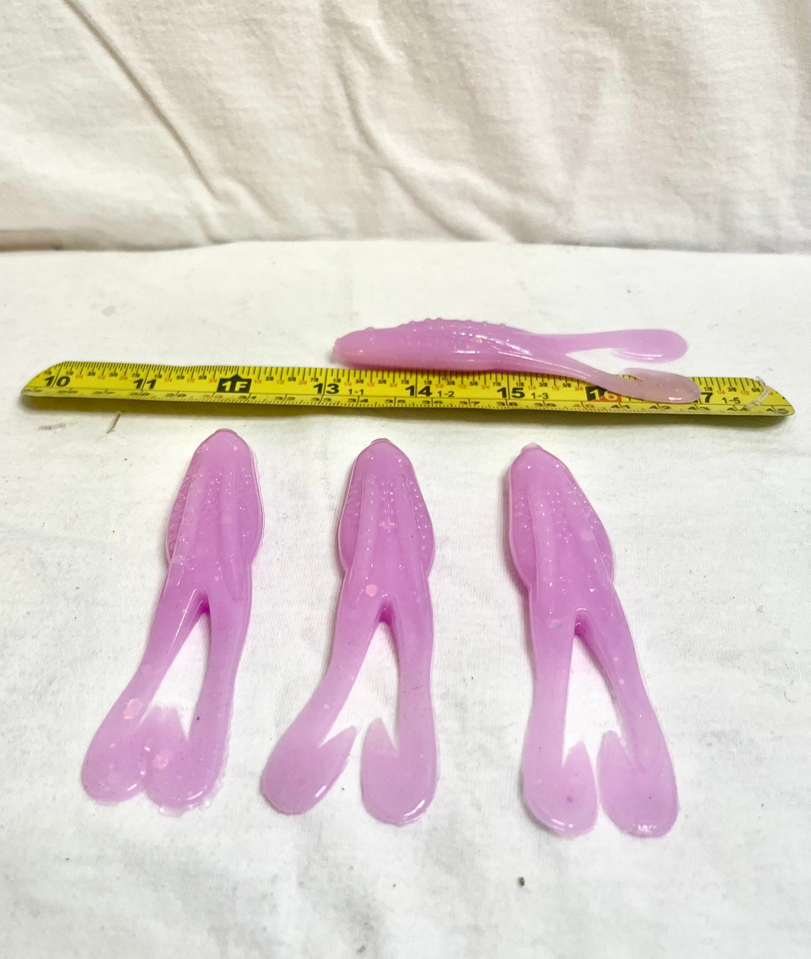 Soft plastic fish lure - BubbleGum Frog