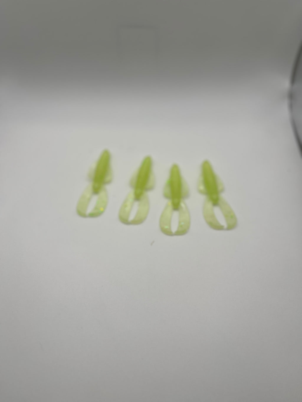 Green Glow UV 2.5 IN SM CRAW 8 Pack