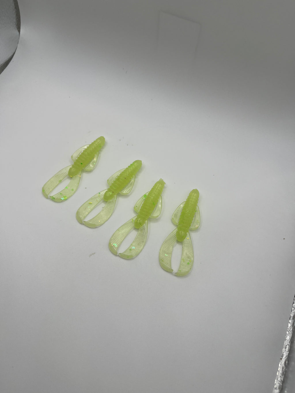 Green Glow UV 2.5 IN SM CRAW 8 Pack