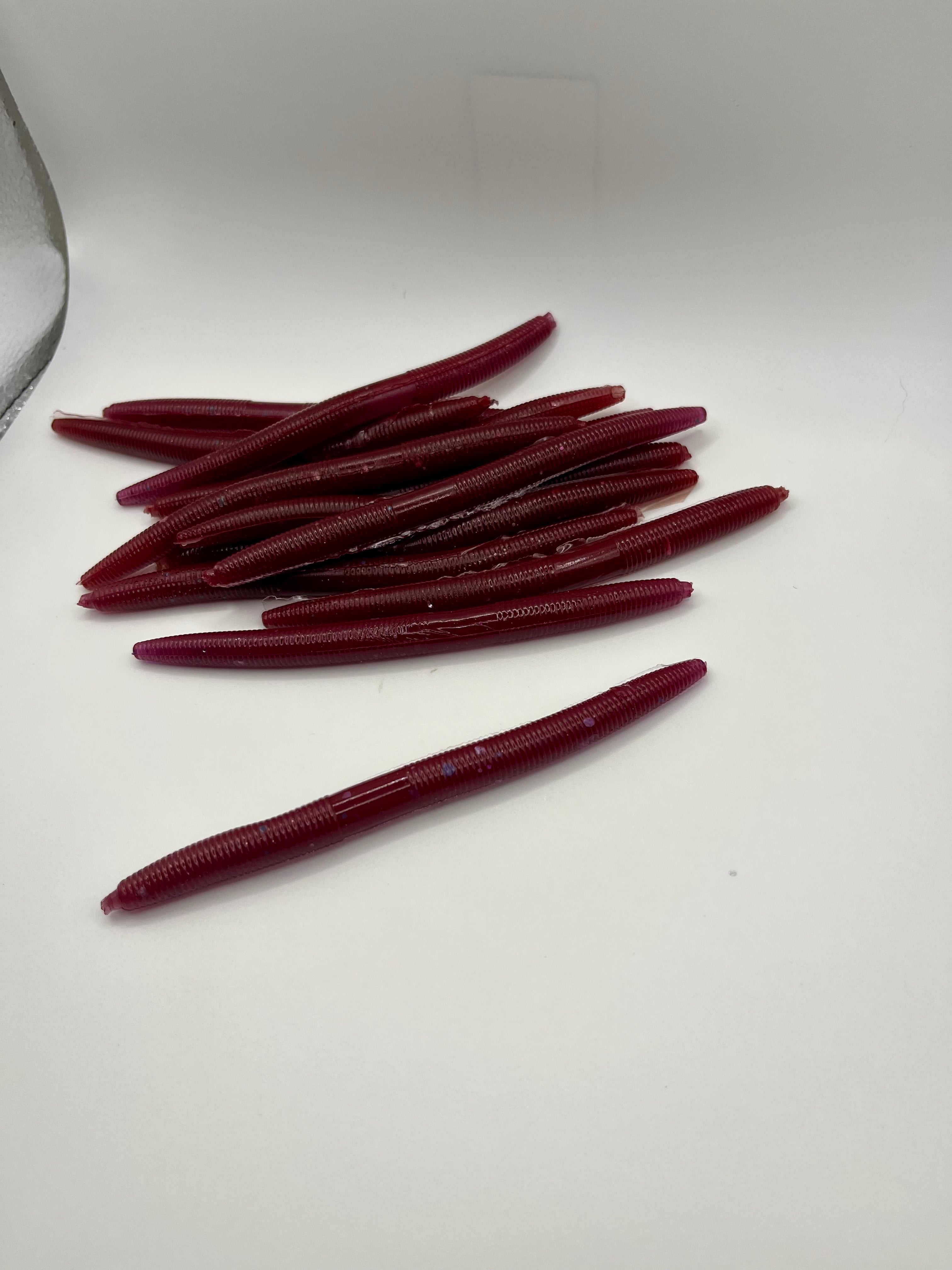 Shark Bait Red Worm- 8 Pack - 8 Worms Per Pack