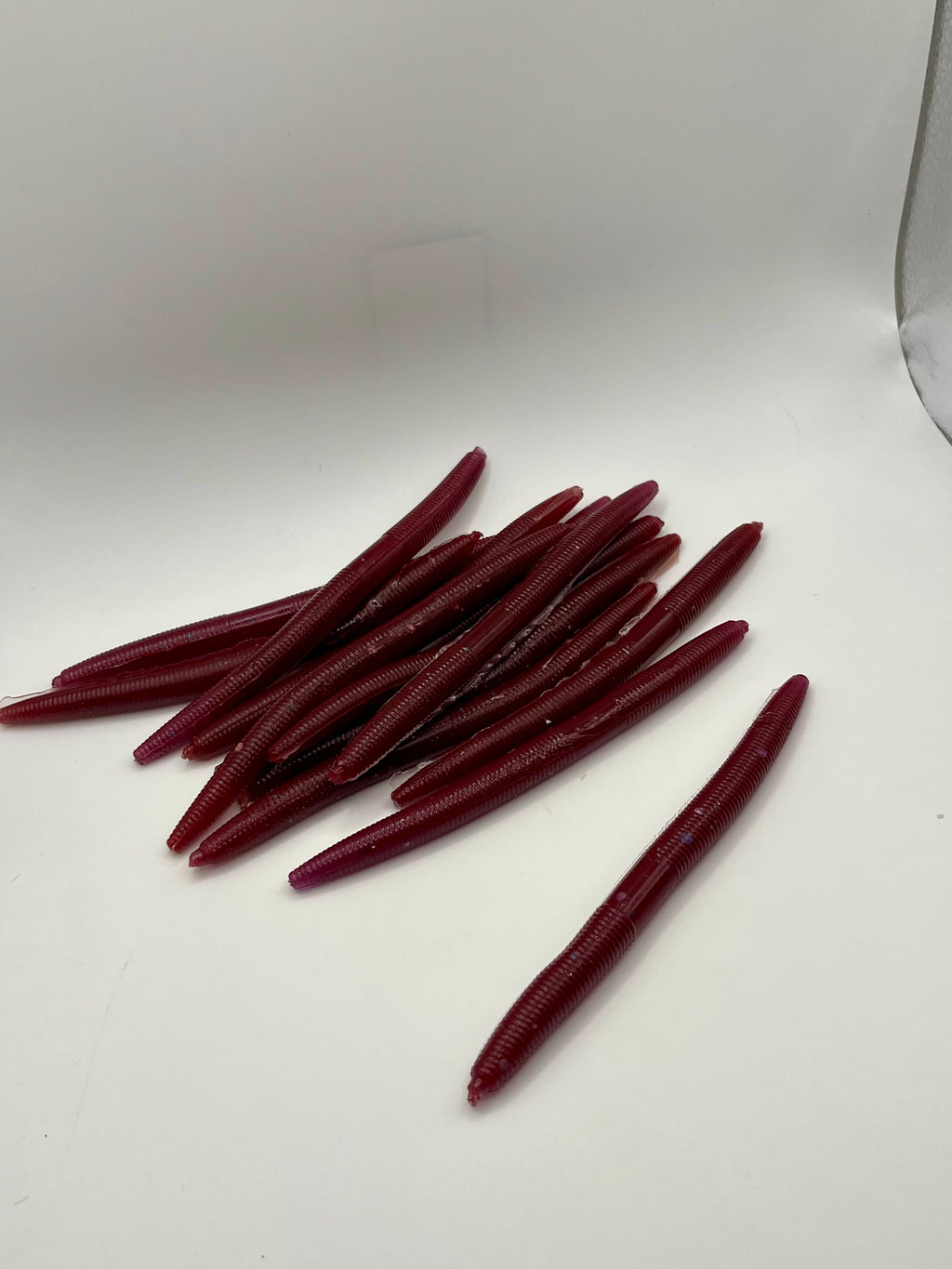 Shark Bait Red Worm- 8 Pack - 8 Worms Per Pack